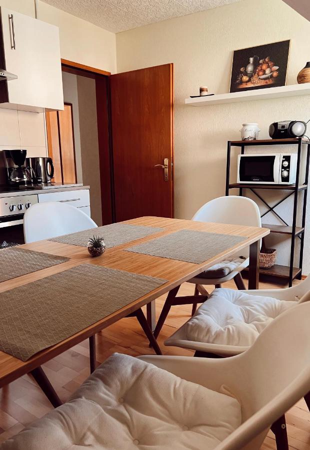 Ferienwohnung Moselflair Mit Direktem Blick Auf Die Mosel Und Weinberge Oberfell Luaran gambar